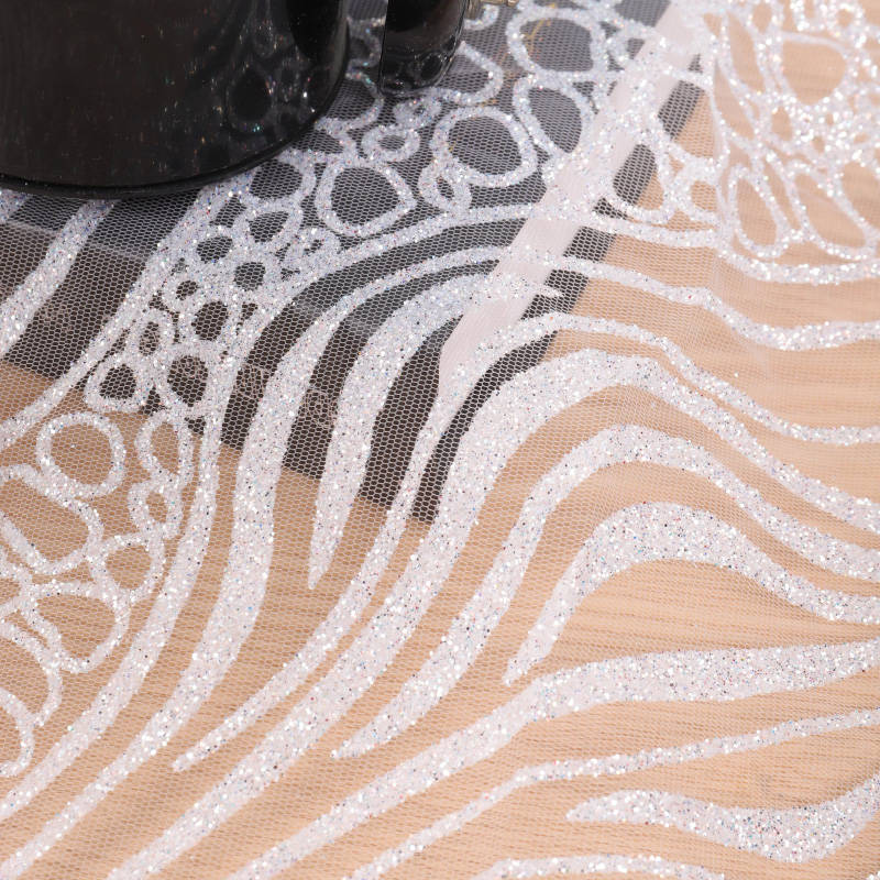 Tesatura rochii de mireasa cu paiete colorate